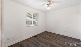 8809 W Canterbury St, Boise, ID 83704