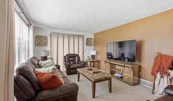 2605 W BIG BEND Dr, Appleton, WI 54914
