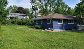 715 S Dodge St, Algona, IA 50511