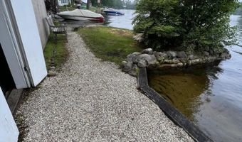 92 Red Gate Ln, Acton, ME 04001
