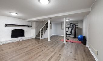 111 Hurstland Dr, Bardstown, KY 40004