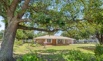 805 Bouslog St, Bay St. Louis, MS 39520