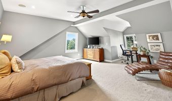 2069 Upper Chelsea Rd, Columbus, OH 43221