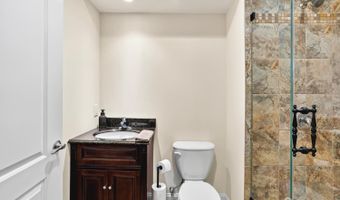 45 White Oak Ln, Aberdeen, NJ 07747