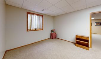 235 W Walnut St, Albion, NE 68620