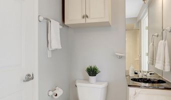 7413 REBECCA Dr, Alexandria, VA 22307