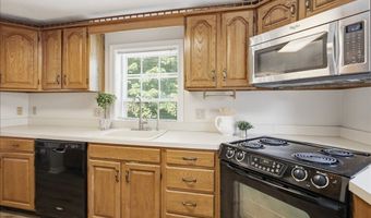 53 Front St 53, Beverly, MA 01915