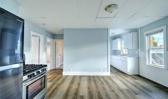 68 Division St 3, Lincoln, RI 02838