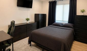 530 Palmer Ave, Belford, NJ 07718