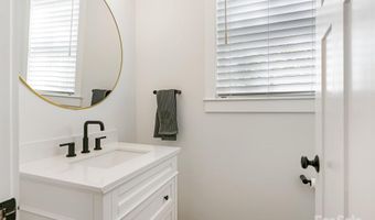 3442 Byrnes St, Charlotte, NC 28205