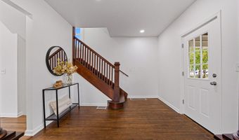 121 Walnut St, Ashville, OH 43103