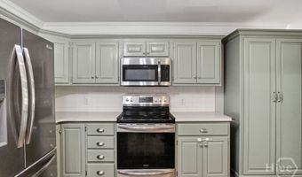 354 E Creek Bnd, Athens, GA 30605