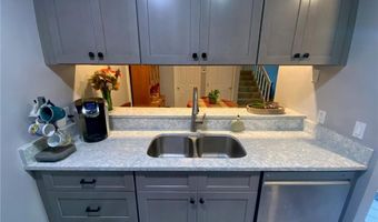17 Caddy Rock Rd D, North Kingstown, RI 02852
