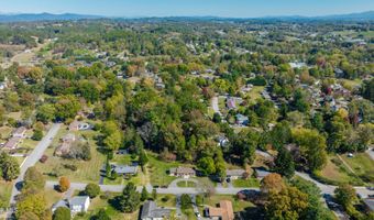 460 NE Oak Hill St, Abingdon, VA 24210