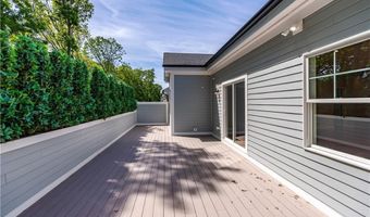 13 Hampton Rd 21, Coventry, RI 02816