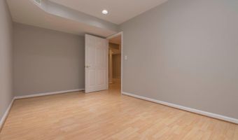 10709 BOSWELL Ln, Potomac, MD 20854