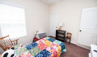 175 Castleton Cir, Boiling Springs, SC 29316