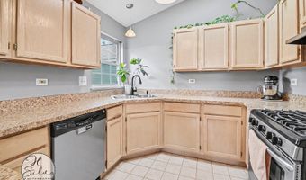 2035 Waverly Ln 2035, Algonquin, IL 60102