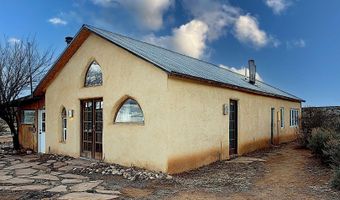 567 A Tune Dr, Arroyo Hondo, NM 87513