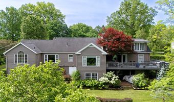 330 Countryside Dr, Ashland, OH 44805