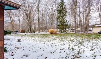 684 Sherwood Dr, Aurora, OH 44202