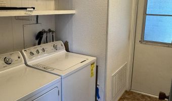 2035 Shetland Ln, Arcata, CA 95521