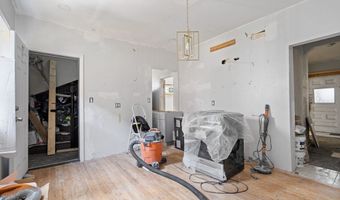 12 Spencer St, Boston, MA 02124