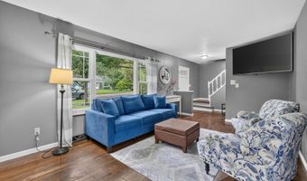 2731 Valley Dr, Ann Arbor, MI 48103