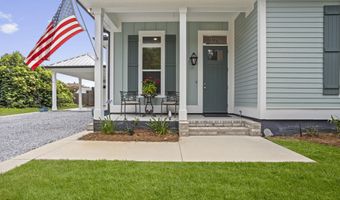 329 Saint George St, Bay St. Louis, MS 39520