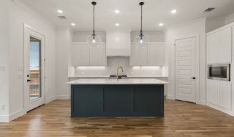 121 Kingfisher, Aledo, TX 76008