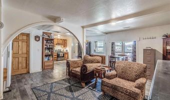 612 Lovers Ln, Aztec, NM 87410
