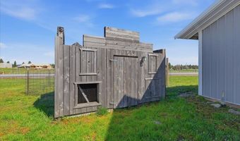 222 E Remington Rd, Athol, ID 83801
