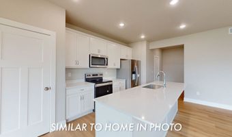 526 43rd St SW, Altoona, IA 50009