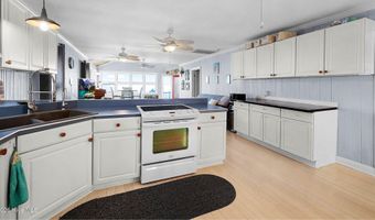 281 Water St, Aurora, NC 27806