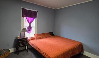 902 N Jefferson St, Ava, MO 65608