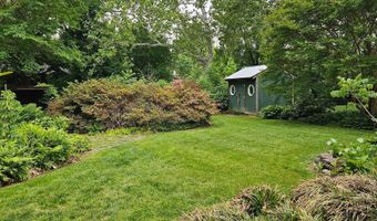 7719 HERITAGE Dr, Annandale, VA 22003