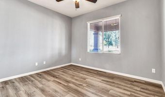 3730 E COLONIAL Dr E, Chandler, AZ 85249