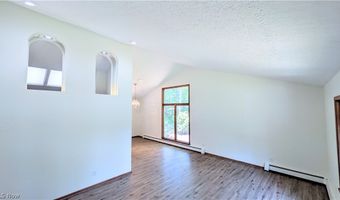 1305 Garrison Rd, Ashtabula, OH 44004