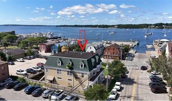 18 State St 4 (2nd Floor West), Bristol, RI 02809