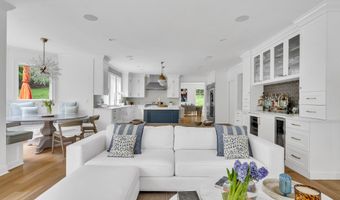 16 Lia Fail Way, Cos Cob, CT 06807