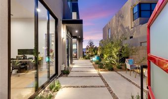 571 Overlook Rim Dr, Henderson, NV 89012