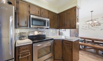 10560 SW Dennett Rd, Augusta, KS 67010