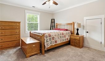 180 Laurel Ridge Ln, Ball Ground, GA 30107