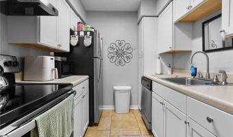 375 WYMORE Rd 101, Altamonte Springs, FL 32714