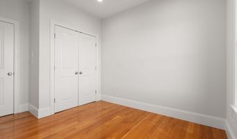 360 W 2nd 11, Boston, MA 02127