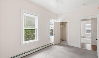 68 WINTER St, Lincoln, RI 02838