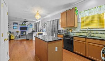 120 WYNNEFIELD Rd, Bear, DE 19701