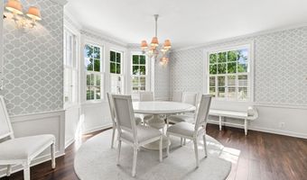1011 Midway Dr, Auburn, IN 46706
