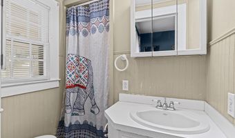 307 N 4th St, Augusta, AR 72006