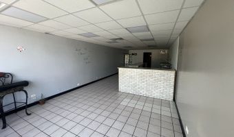 65 E Fullerton Ave, Addison, IL 60101